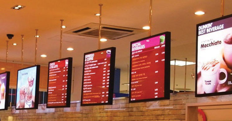 dunkin donuts apuesta por el digital signage interior